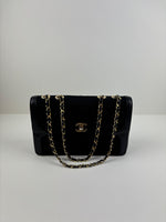 Load image into Gallery viewer, Chanel Diana vintage bag
