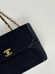 Chanel Diana vintage bag