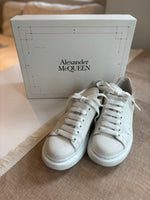 Load image into Gallery viewer, alexander-mcqueen-runway-trainers
