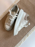 Load image into Gallery viewer, Alexander McQueen trainers - 3 UK
