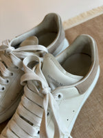 Load image into Gallery viewer, Alexander McQueen trainers - 3 UK
