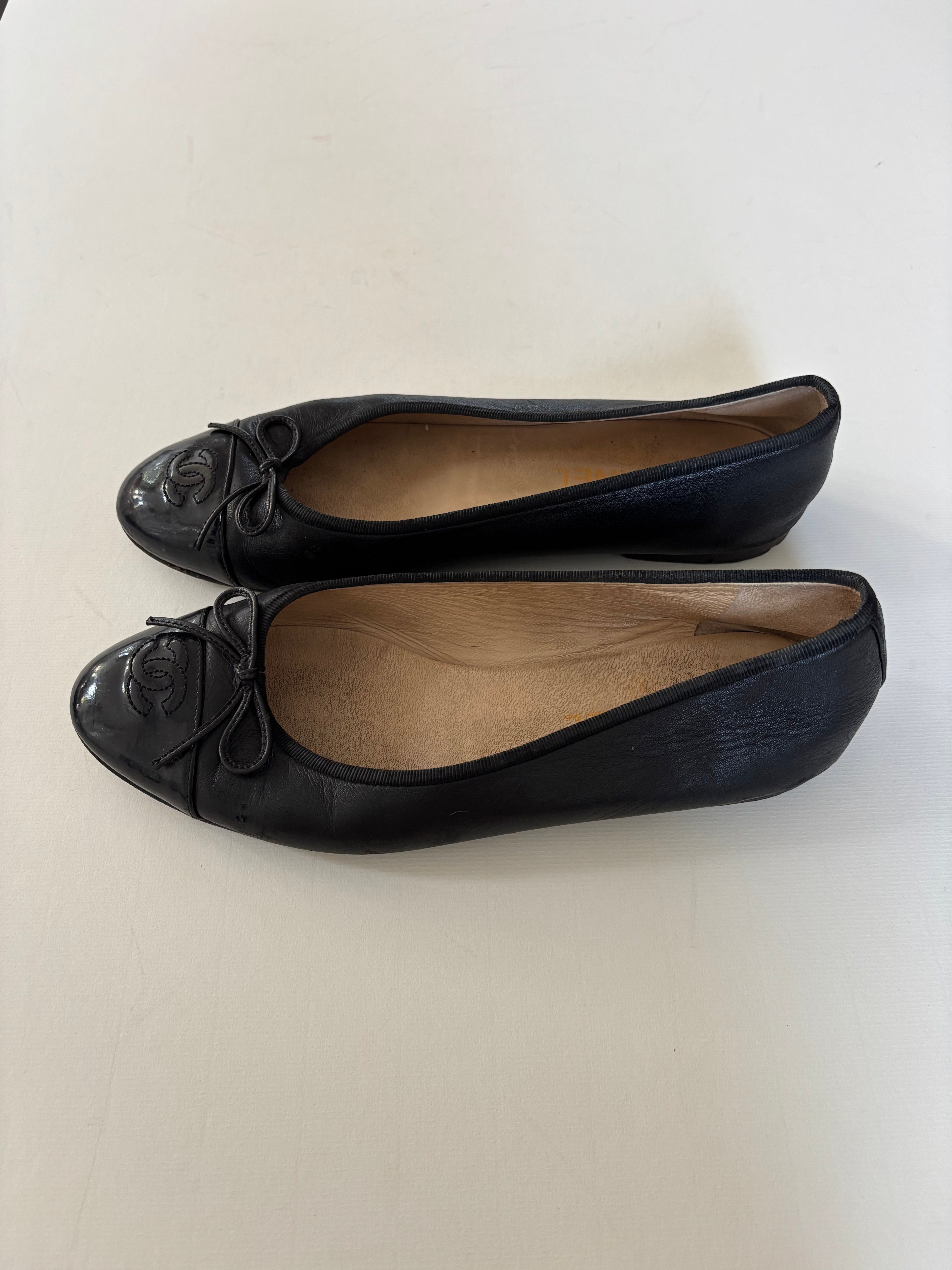 Chanel black ballerina flats - 7.5 UK