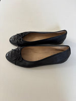 Load image into Gallery viewer, Chanel black ballerina flats - 7.5 UK
