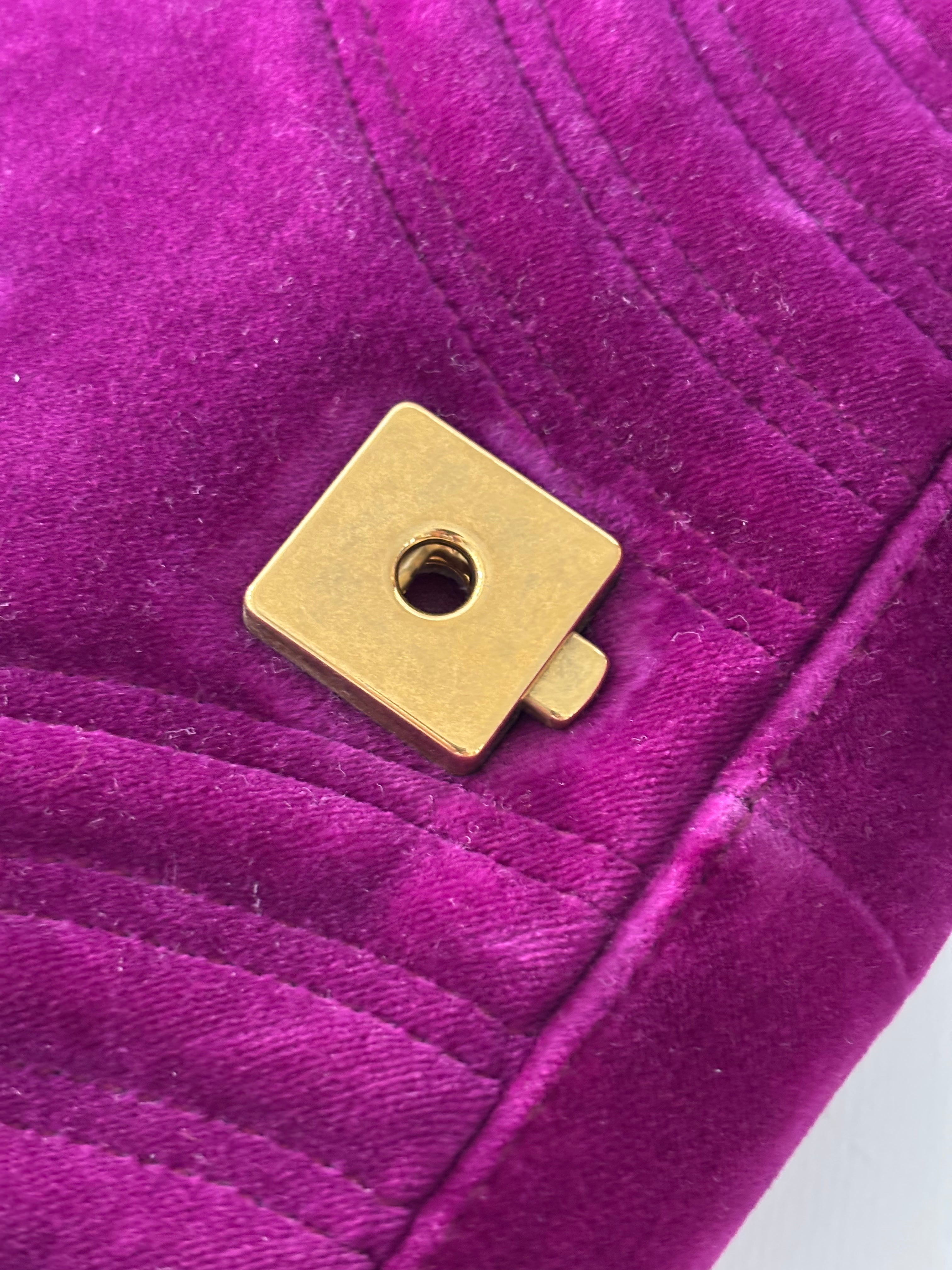 Gucci GG Marmot fuchsia velvet bag