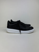 Load image into Gallery viewer, Menswear - Louis Vuitton black trainers - 8.5 UK
