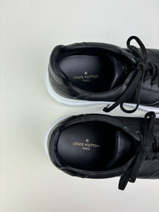 Menswear - Louis Vuitton black trainers - 8.5 UK