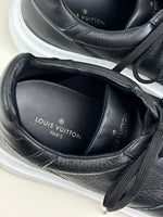 Load image into Gallery viewer, Menswear - Louis Vuitton black trainers - 8.5 UK
