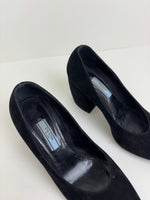 Load image into Gallery viewer, Prada black suede scarpin - 34.5 EU
