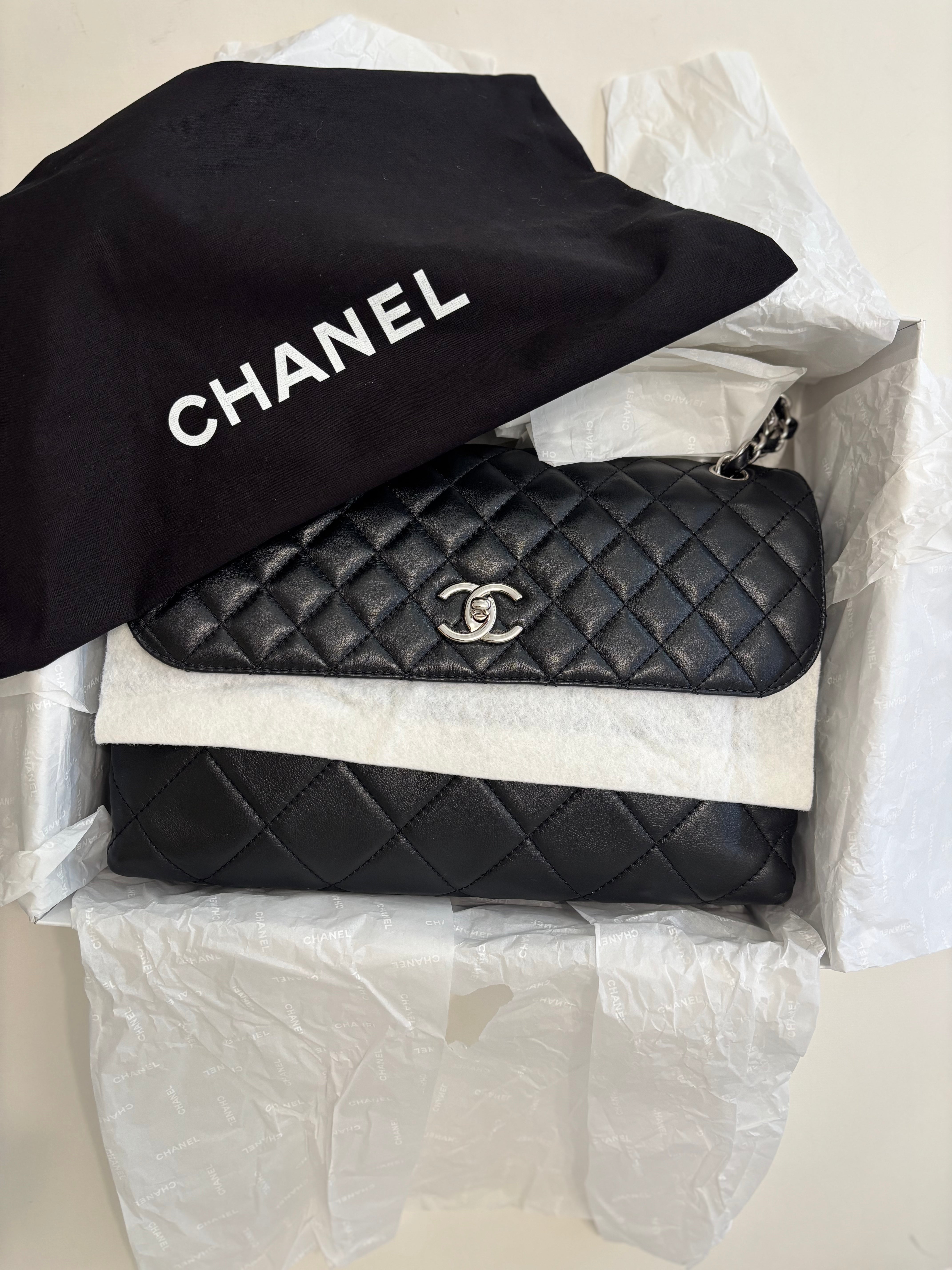 Chanel Maxi Classic Double Flap bag