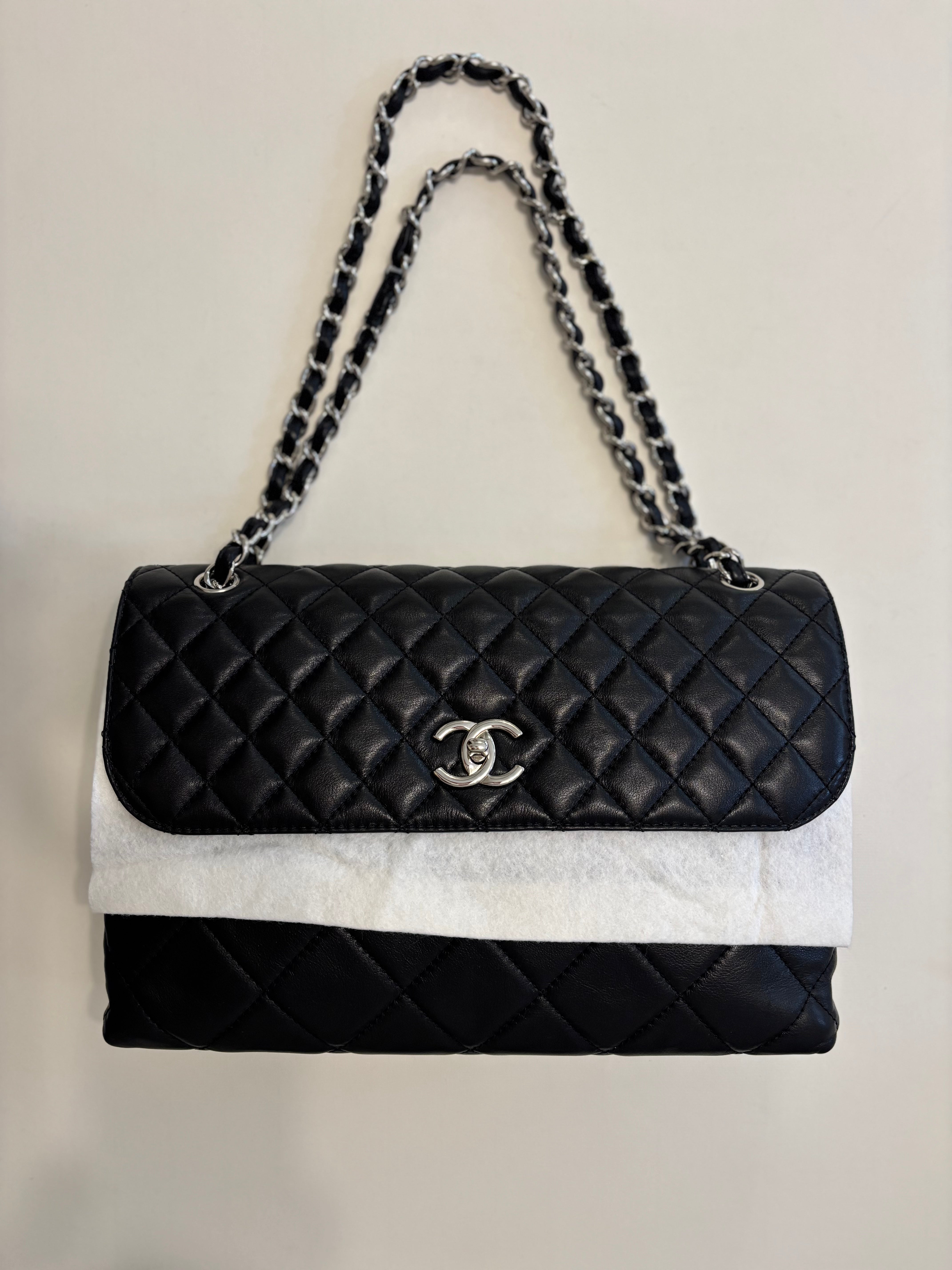 Chanel Maxi Classic Double Flap bag