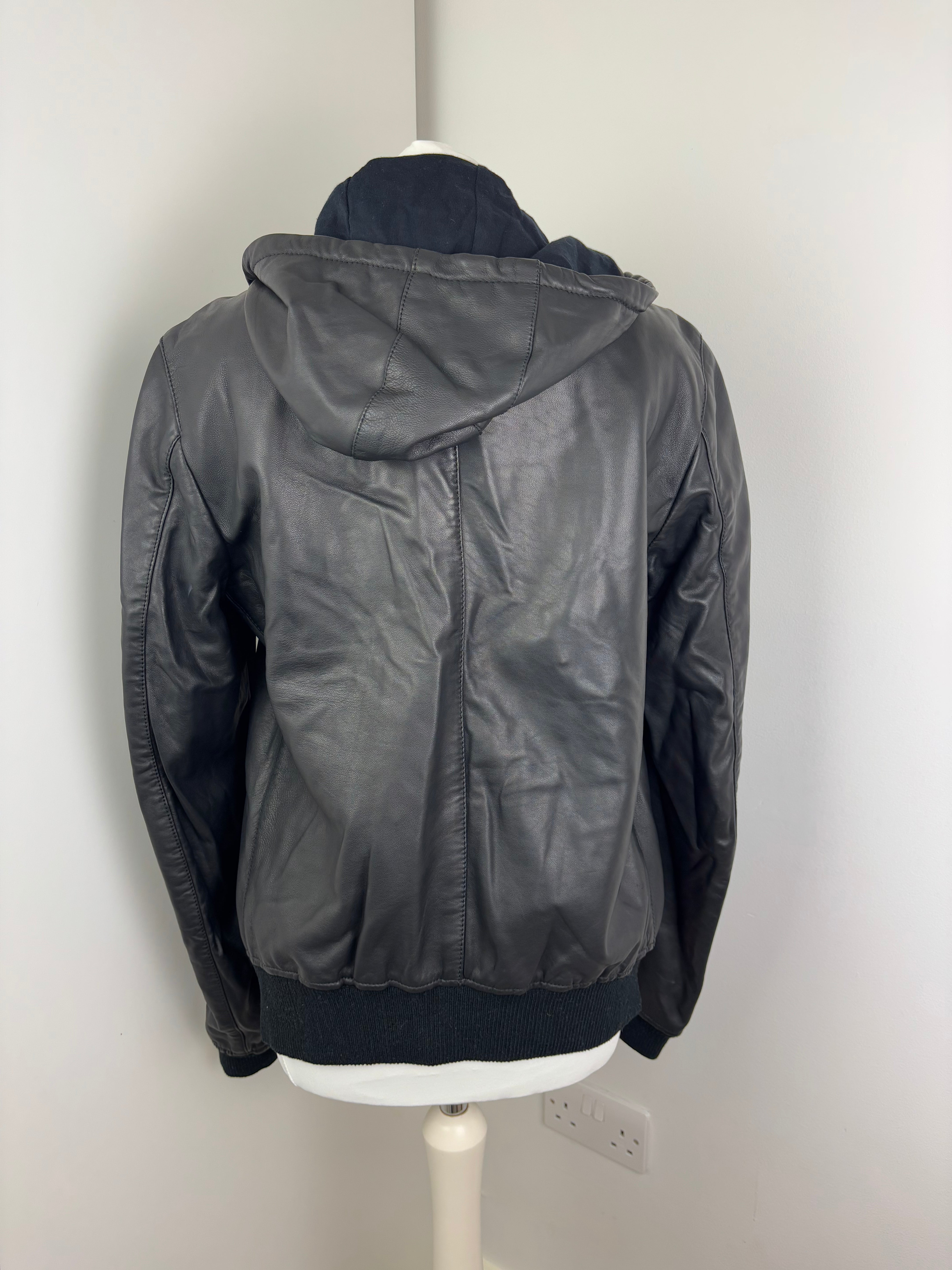MENSWEAR - Dolce & Gabbana hoodie leather jacket - 48 UK