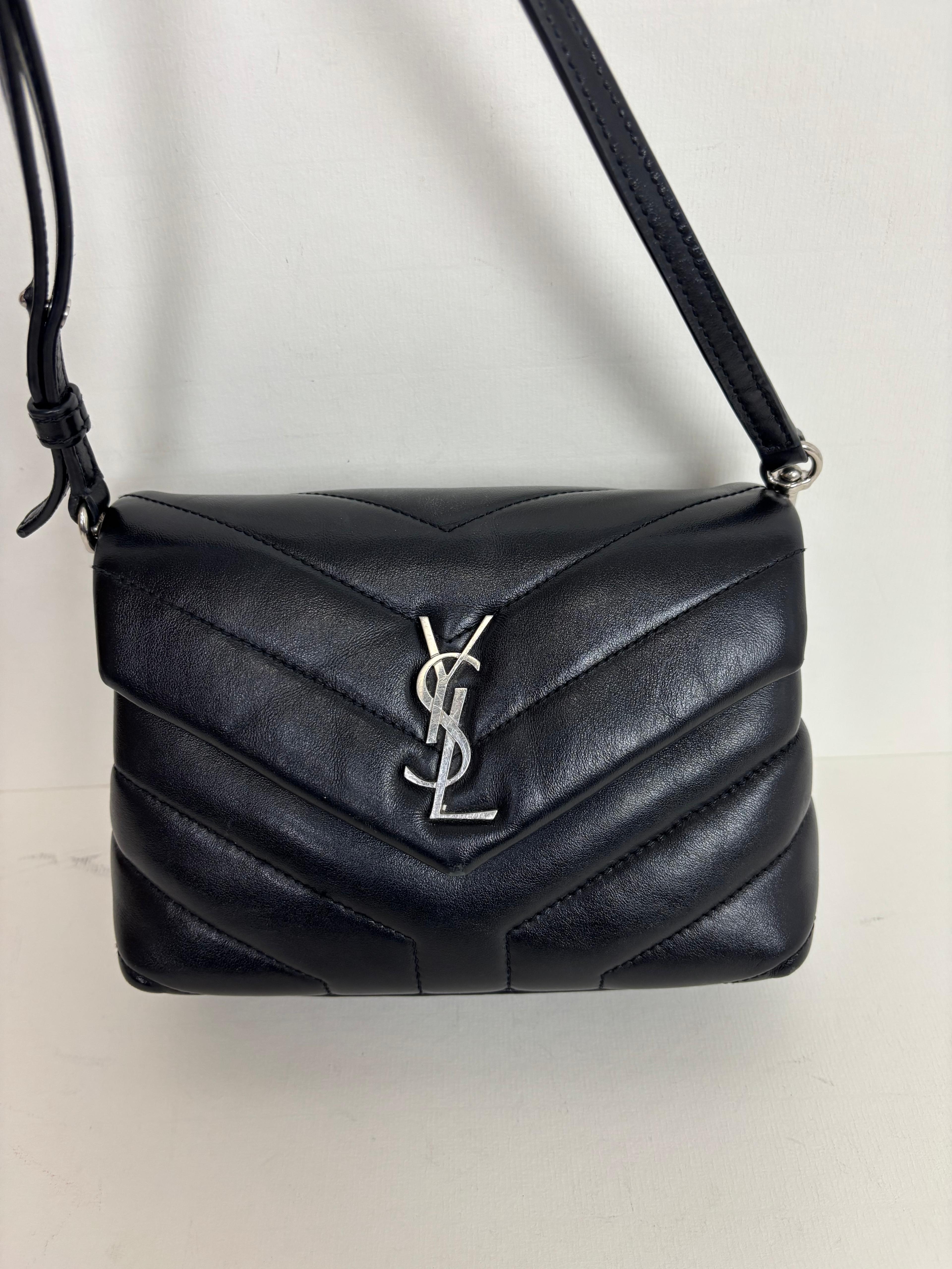 Saint Laurent Toy Loulou bag