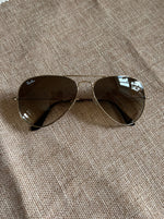 Load image into Gallery viewer, ray-ban-sunglasses
