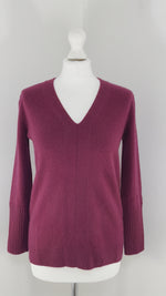 Load and play video in Gallery viewer, JigSaw cashmere jumper - S
