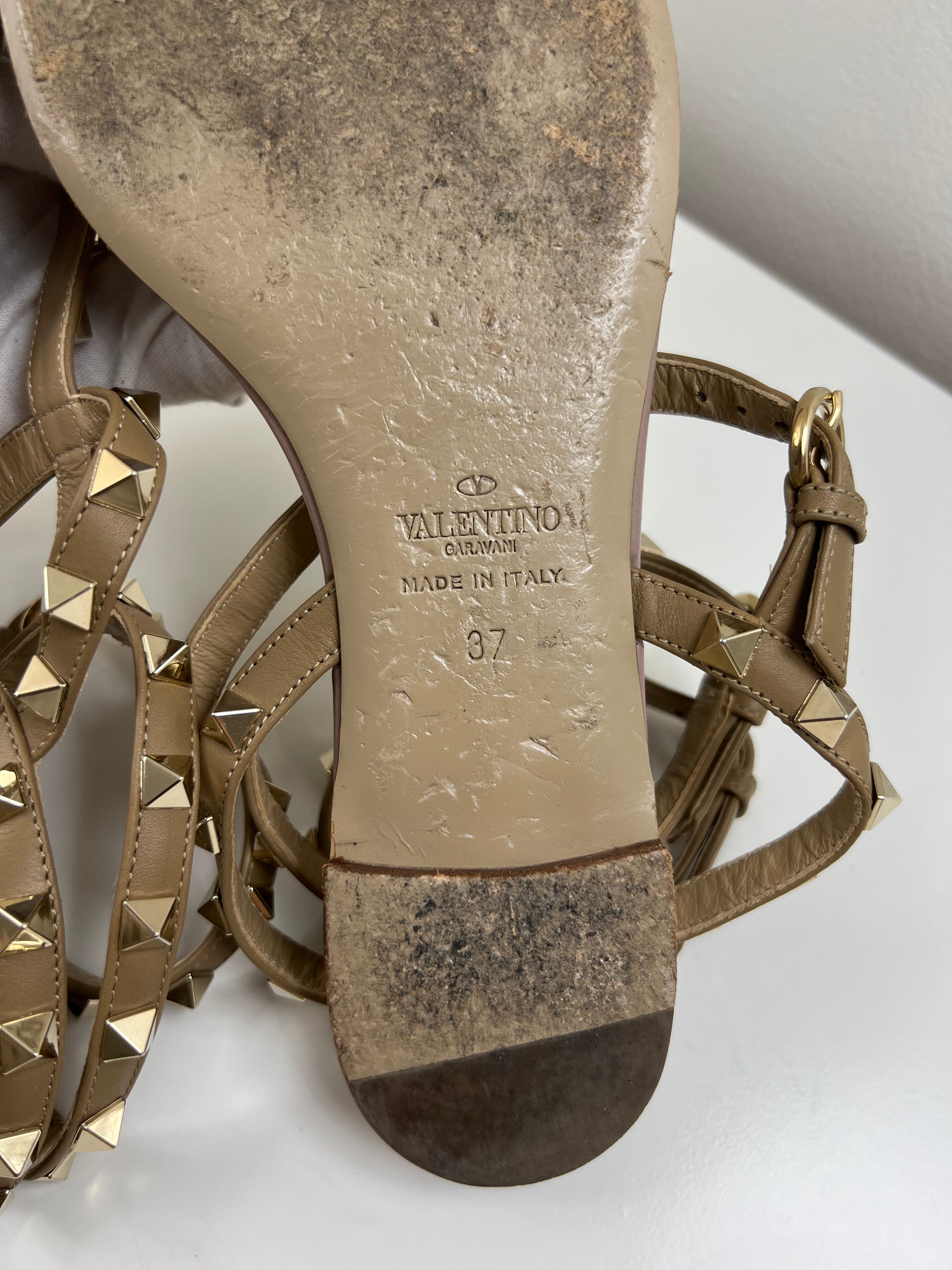 Valentino Rockstud flat leather sandals 4 UK FriendshopLondon