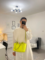 Load image into Gallery viewer, valentino-tote-pre-loved-second-hand-bag
